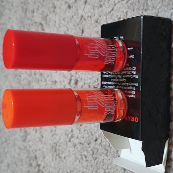 New! Lip Oil Duo - Picture 4 of 4